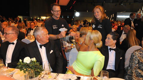 Tombola beim Ball des Sports