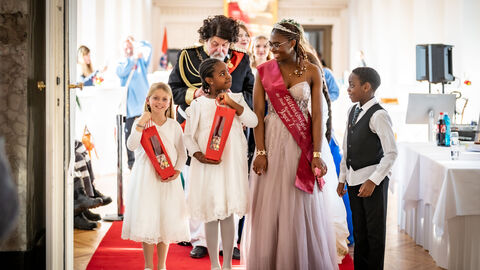 Die Blütenkönigin der Stadt Rosbach v.d. Höhe